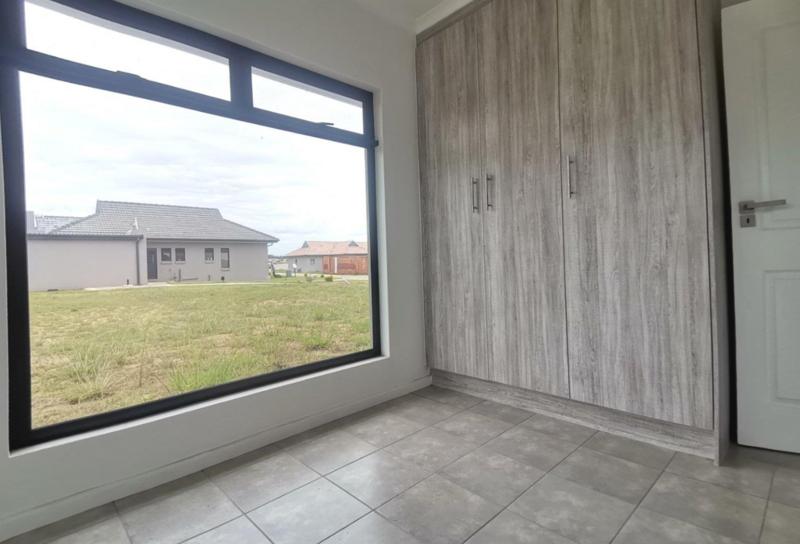 3 Bedroom Property for Sale in Kidds Beach Eastern Cape